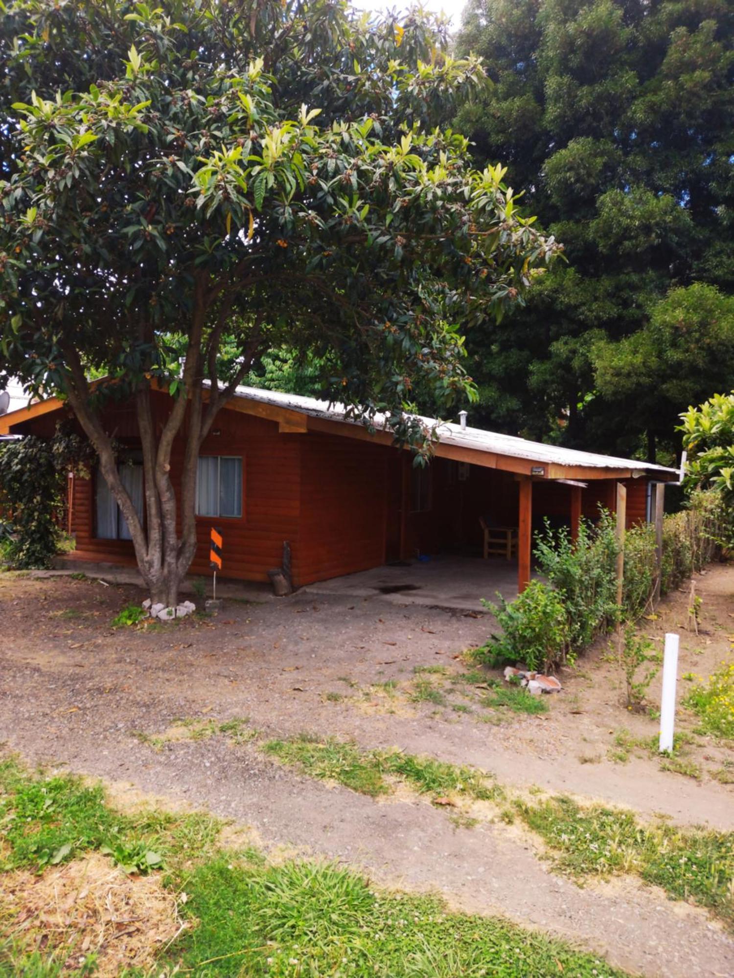 Cabana La Araucaria El Manzano  Стая снимка