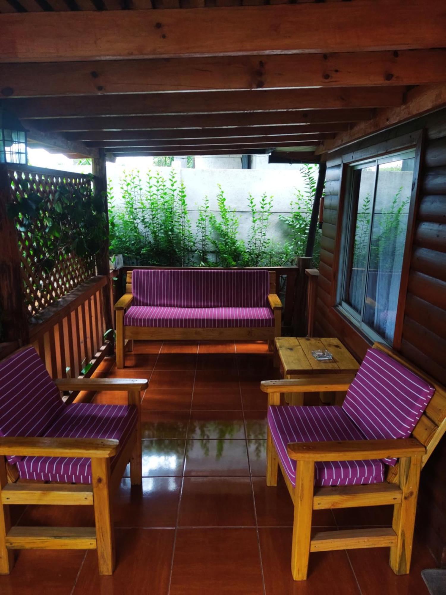 Cabana La Araucaria El Manzano  Стая снимка